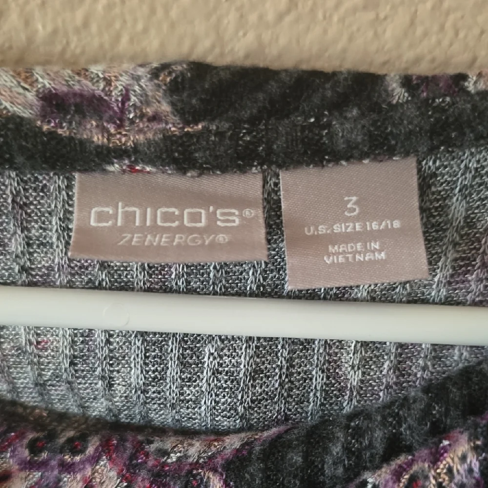Chicos Zenergy Cozy Medallion Print Cowl Neck Tunic Size 3 - Picture 2 of 5